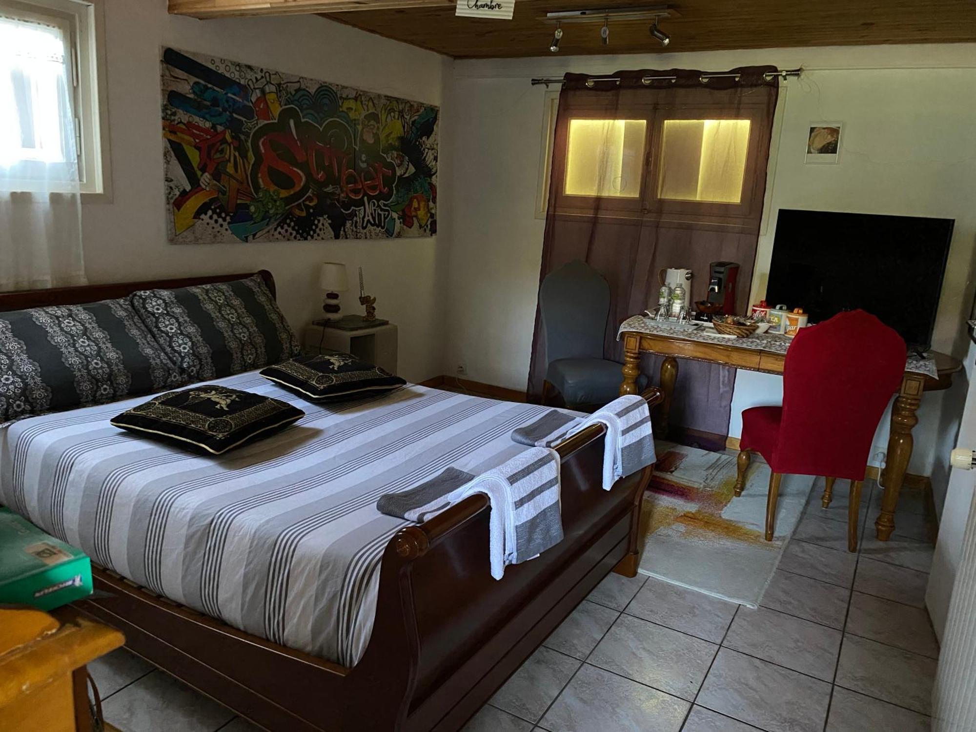 Bienvenue Chez Les Anges Bed & Breakfast Cournon-d'Auvergne Exterior photo